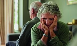 Demans ve Alzheimer İçin Erken Tanı Vurgusu