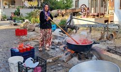 Kışlık Salçalar Kaynamaya Başladı