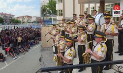 Erzincan’da Bando Gösterisi Öğrencileri Coşturdu
