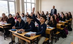 Erzincan Erkeklerde Eğitim Süresinde Üst Sıralarda