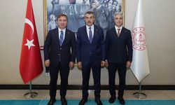 Erzincan Heyeti Bakan Tekin’i Ziyaret Etti