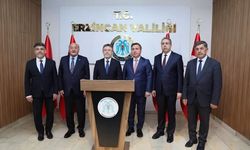 Bakan Yumaklı Yatırımlar ve Projeler Hakkında Bilgi aldı