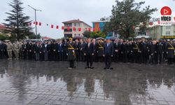 29 Ekim Cumhuriyet Bayramı İçin Çelenk Sunma Töreni Düzenlendi