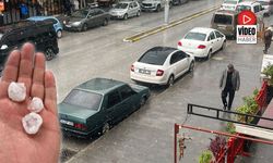 Erzincan’da Ceviz Büyüklüğünde Dolu Yağdı