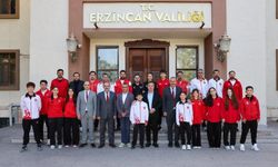 Erzincan Valisi Aydoğdu, başarılı sporcuları kabul etti