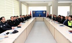Emniyet Müdürü Doköz, Birim Amirleriyle Toplantı Yaptı