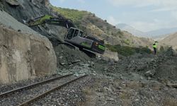 Erzincan’da Heyelan Nedeniyle Tren Seferleri Durdu