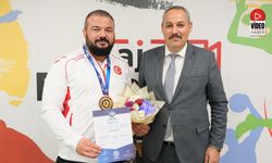 Çöpür’den Sarıçiçek’e Tebrik Ziyareti