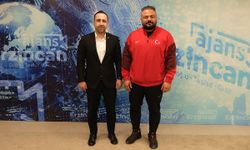 Müdür Ödeş'ten Milli Güreşçi Sarıçiçek'e Ziyaret