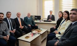 EBYÜ Rektörü Kuyrukluyıldız'dan doçent unvanı alan akademisyenlere ziyaret