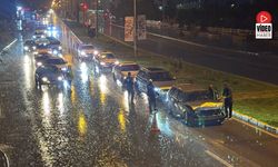 Erzincan'da Sağanak Yağış Kazayı Beraberinde Getirdi: 5 Araç Çarpıştı