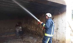 Kömürlük yangını evi kullanılmaz hale getirdi