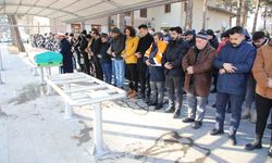 Depremde Hayatını Kaybeden Aybüke Öğretmen Son Yolculuğuna Uğurladı