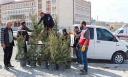 Depremde hayatını kaybeden sağlıkçıların anısına fidan dikildi