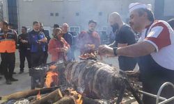 Depremzedelere cağ kebabı ikramı