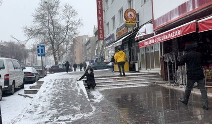 Kar ve Buzlanma Düşmeye Bağlı Kırık Vakalarını Artırdı