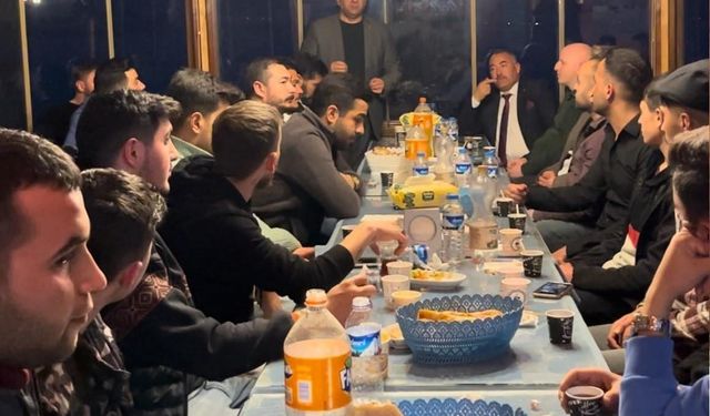 AK Parti Çıldır’da iftar sofrasında buluştu