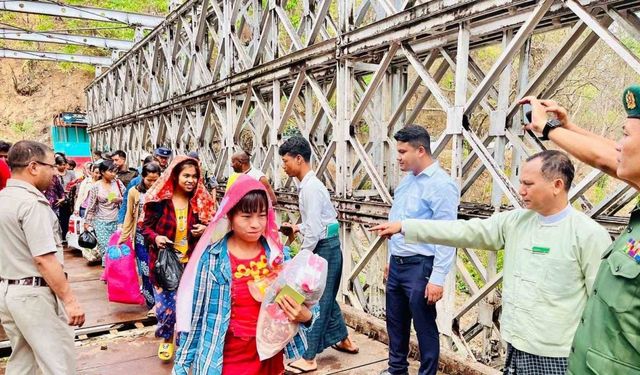 Hindistan’da 38 Myanmarlı göçmen sınır dışı edildi