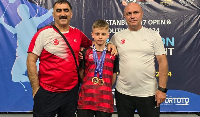 İstanbul'dan Çifte Şampiyonlukla Döndüler