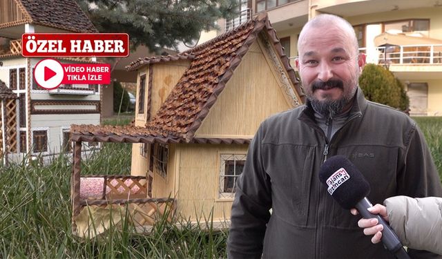 Yaptığı Maket Evlerden Mahalle Oluşturdu