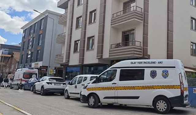 Otel Odasında Ölü Bulundu