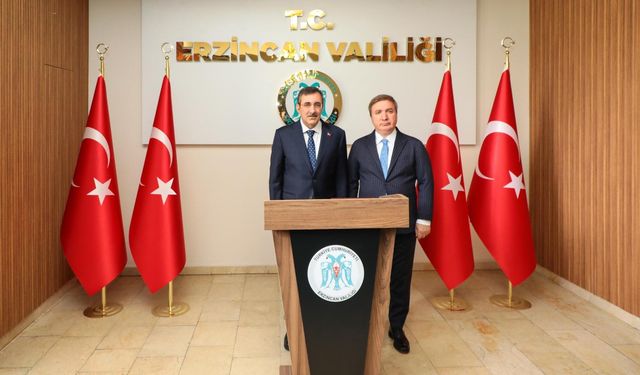 Cumhurbaşkanı Yardımcısı Yılmaz Erzincan Valiliği’ni Ziyaret Etti