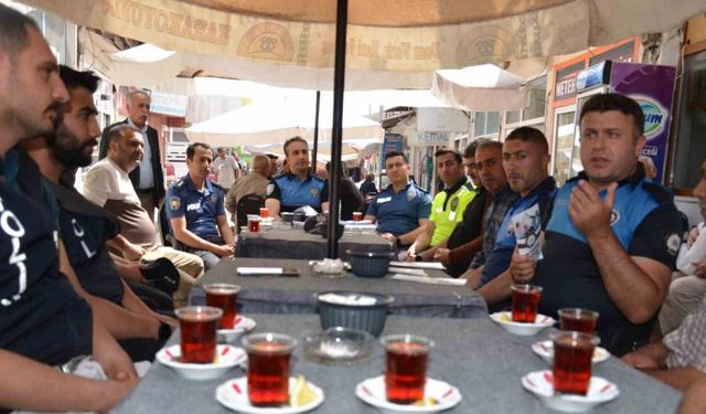 TDP Polisleri Tercan’da Bilgilendirmede Bulundu