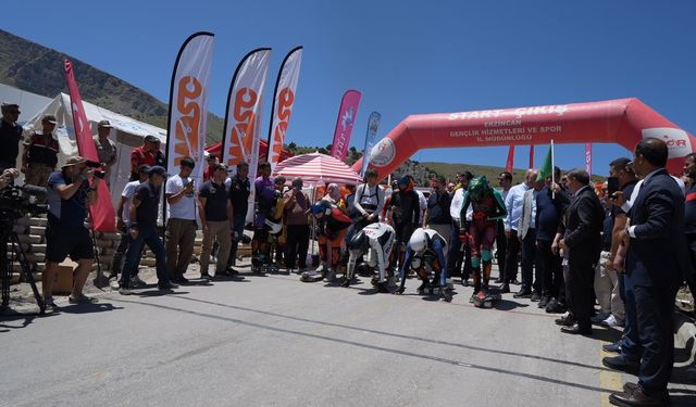Dünya Kaykay İniş Şampiyonası Erzincan’da Nefes Kesti