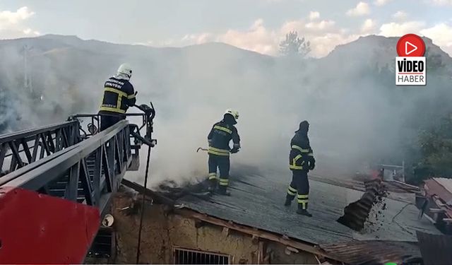Kemah İlçesinde Korkutan Yangın
