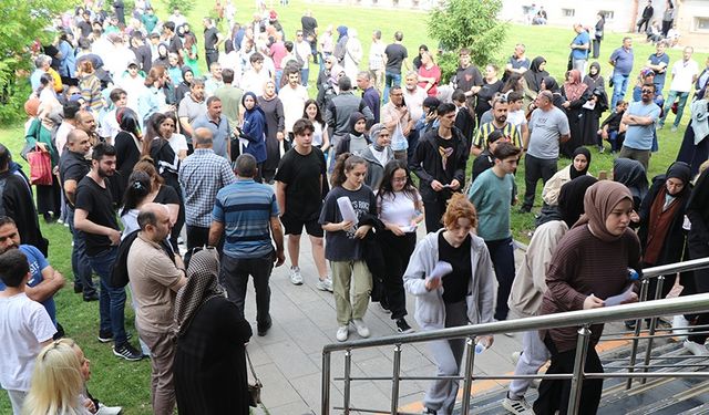 Erzincan’da YKS Heyecanı Başladı