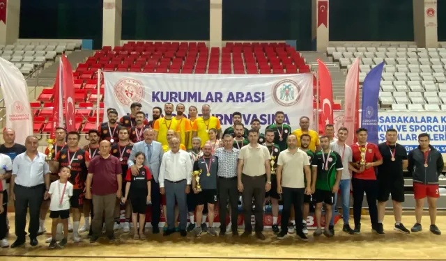 Voleybolda Şampiyonun Adı “İL Milli Eğitim Müdürlüğü”