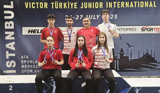 Erzincanlı Sporcular İstanbul'da Türkiye'nin Yüz Akı Oldular