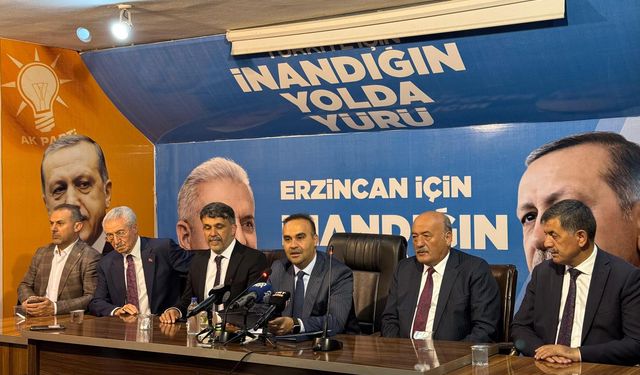 Bakan Kacır Ak Parti İl Başkanlığını Ziyaret Etti