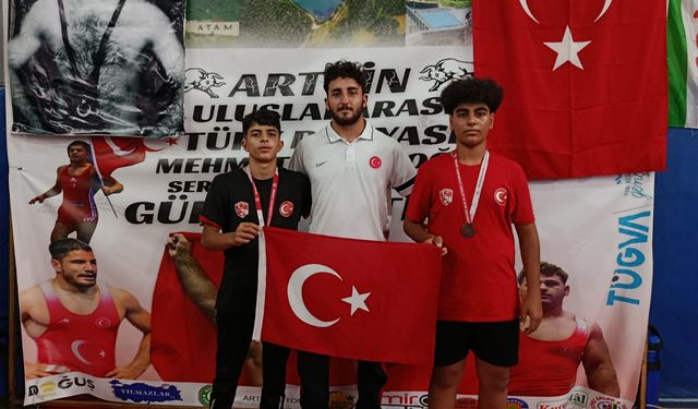 Güreşte Başarılara Devam