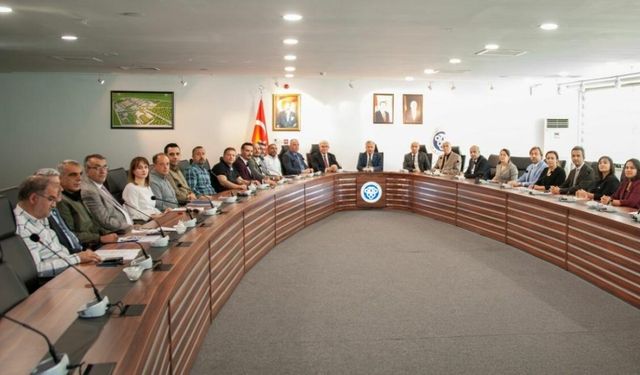 EBYÜ’de Kurumsal Değerlendirme Toplantısı Yapıldı