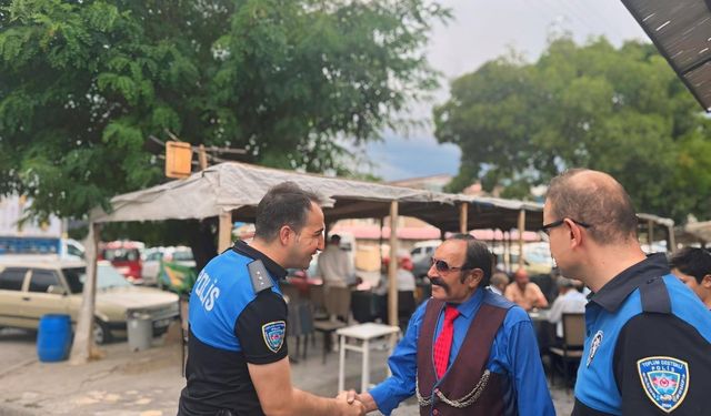 Polis Ekipleri Esnafı Güvenlik Konularında Bilgilendiriyor