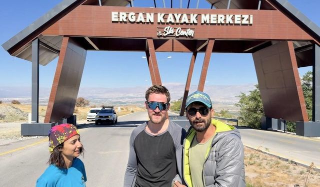 İrlandalı Sporcunun 2000 Metreden Wingsuit Atlayışı Nefes Kesti