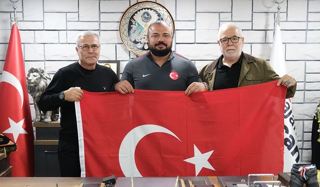 Milli Güreşçi Sarıçiçek’e Tebrik Ziyaretleri Devam Ediyor