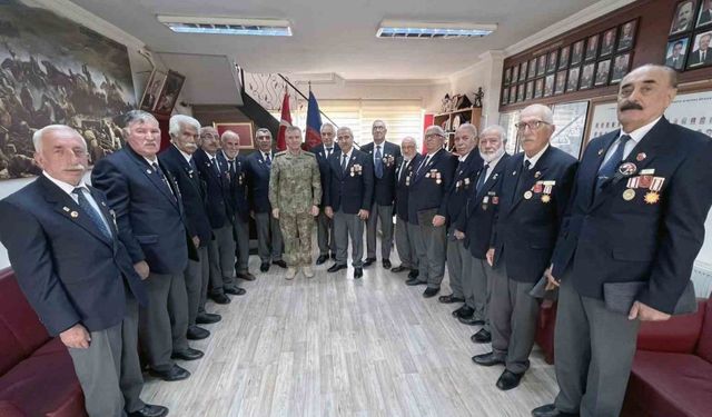 3. Ordu Komutanı Korgeneral Altuğ’dan Muharip Gaziler Derneği’ne Ziyaret
