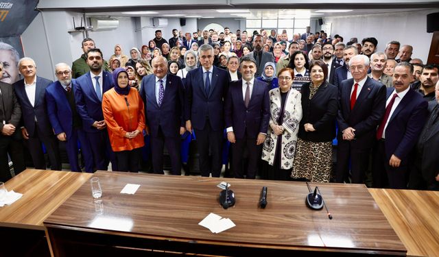 Bakan Memişoğlu Ak Parti Teşkilatını Ziyaret Etti