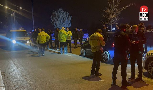 Polisten Kaçan Alkollü Sürücü 3 Araca Çarptı