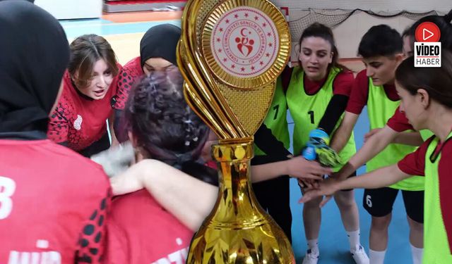 Yurt Lig Futsal’da Şampiyon Mengücek Gazi Yurdu