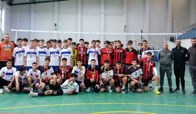 Gençler İl Birinciliği Voleybol Erkek Finali Sona Erdi