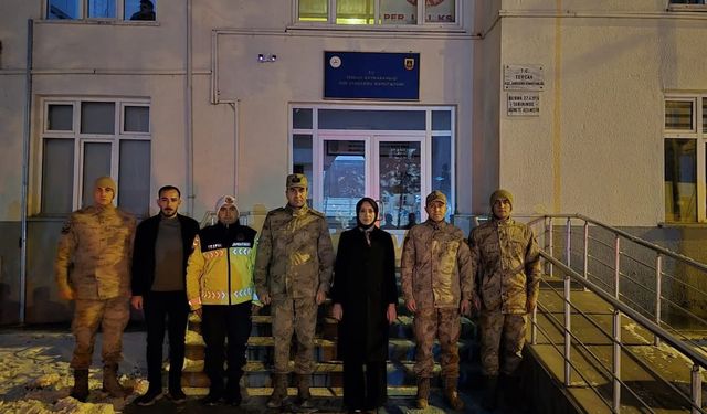 Kaymakam Duman'dan Yılbaşı Gecesi Güvenlik Güçlerine Ziyaret