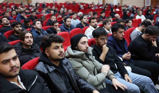 Erzincan'da Umre Ödüllü Gençlik Yarışması