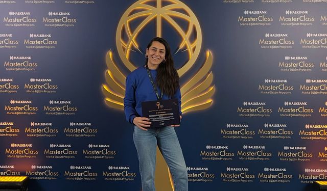 Ata Tohumundan Ürettiği “Tane” Ekmeğiyle Büyük Başarı