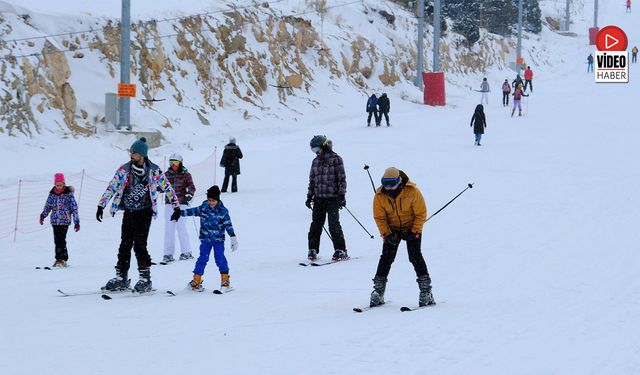 Kayak Tutkunları Ergan'da Buluştu