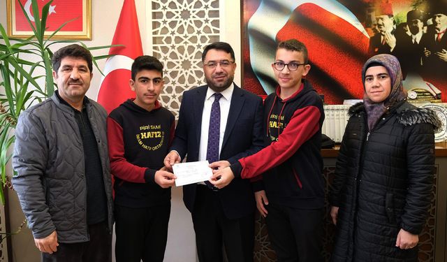 Öğrencilerden Gazze'ye Anlamlı Destek