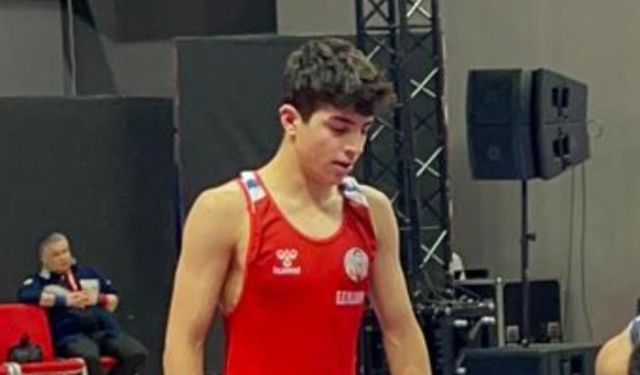 Erzincanlı Pehlivan Türkiye İkincisi Oldu