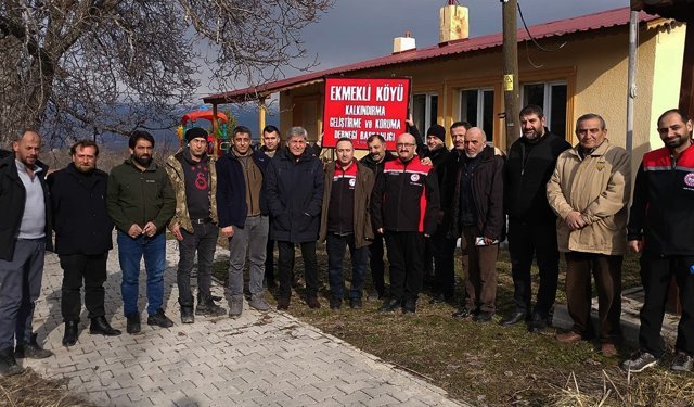 Tarım Ekipleri Ekmekli Köyünde Üreticilerle Buluştu